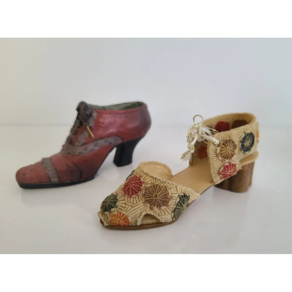 Vintage 1999 Nostalgia Popular Imports Antique Style Womens Boot Shoes Set Of 2 - Picture 2 of 6